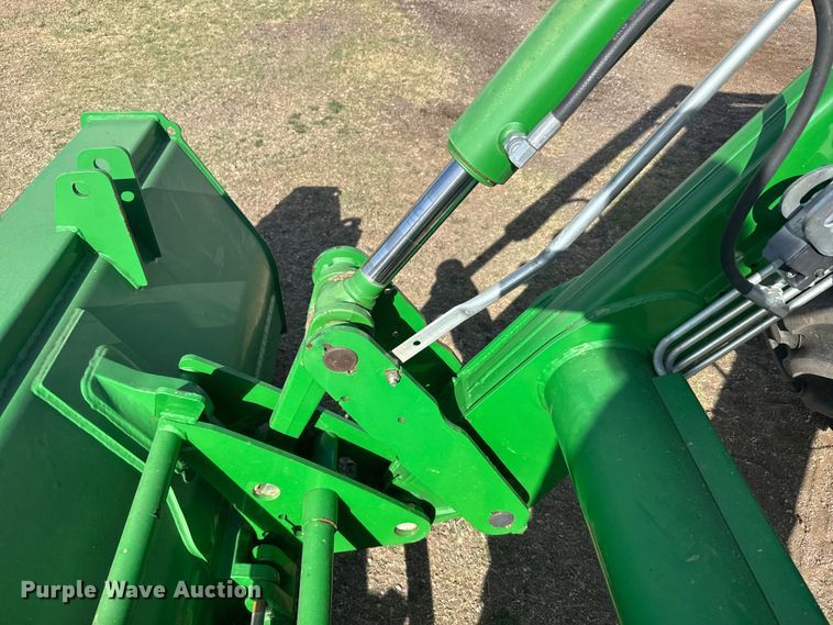 image for item FB7083 2008 John Deere 7330 MFWD tractor