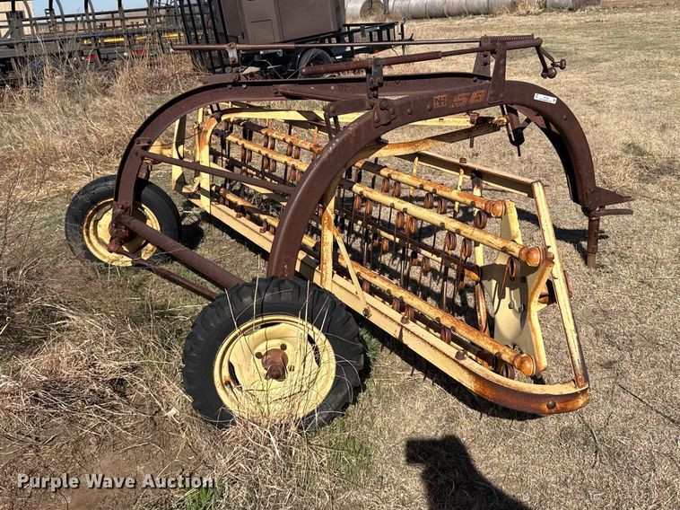 image for item FB7084 New Holland 56 rotary hay rake