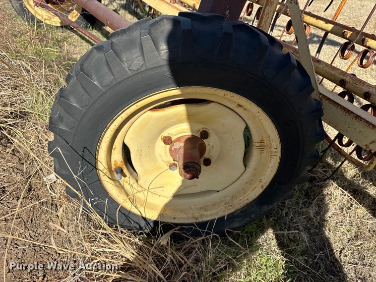 image for item FB7084 New Holland 56 rotary hay rake