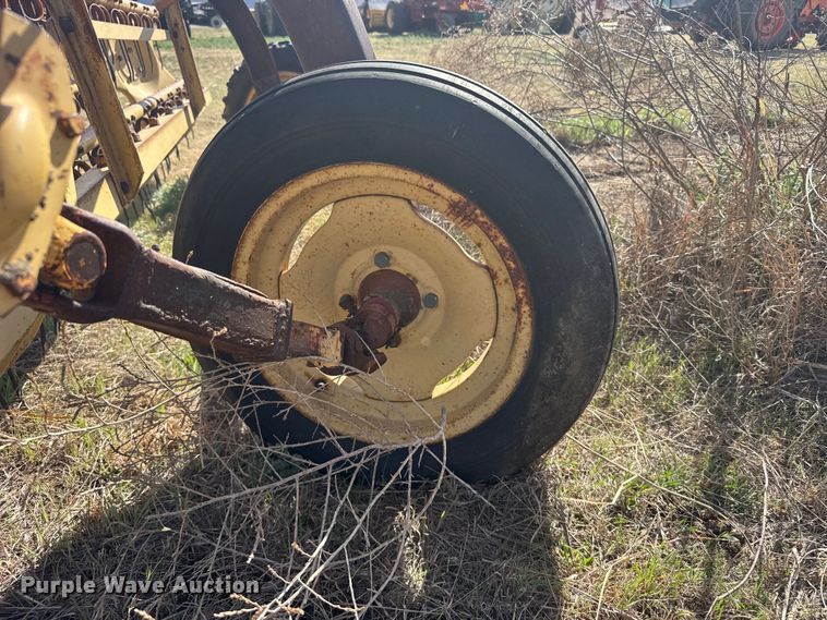 image for item FB7084 New Holland 56 rotary hay rake