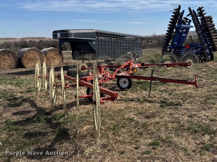image for item FB7085 H&S V-12 hay rake