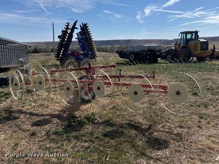 image for item FB7085 H&S V-12 hay rake