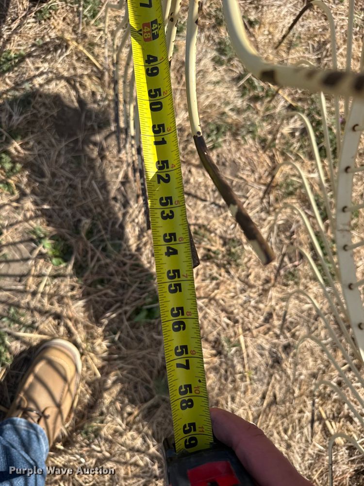 image for item FB7085 H&S V-12 hay rake