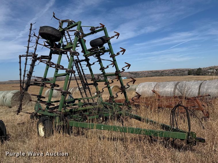 image for item FB7086 C100-30 field cultivator