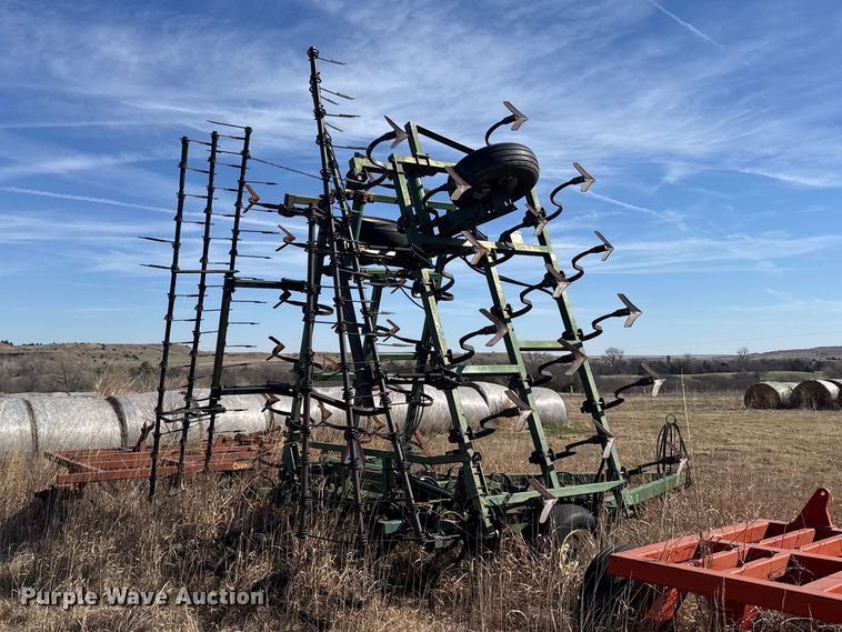 image for item FB7086 C100-30 field cultivator