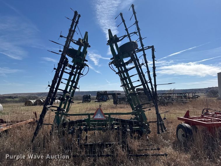 image for item FB7086 C100-30 field cultivator