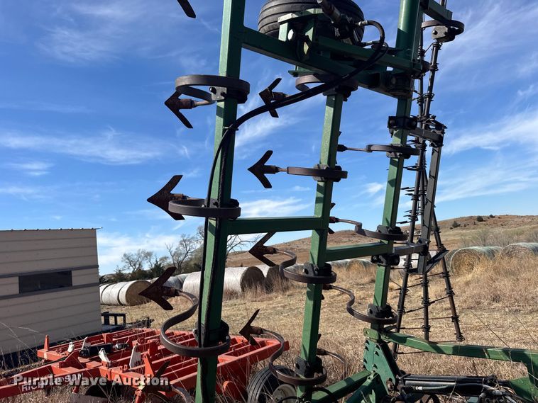 image for item FB7086 C100-30 field cultivator