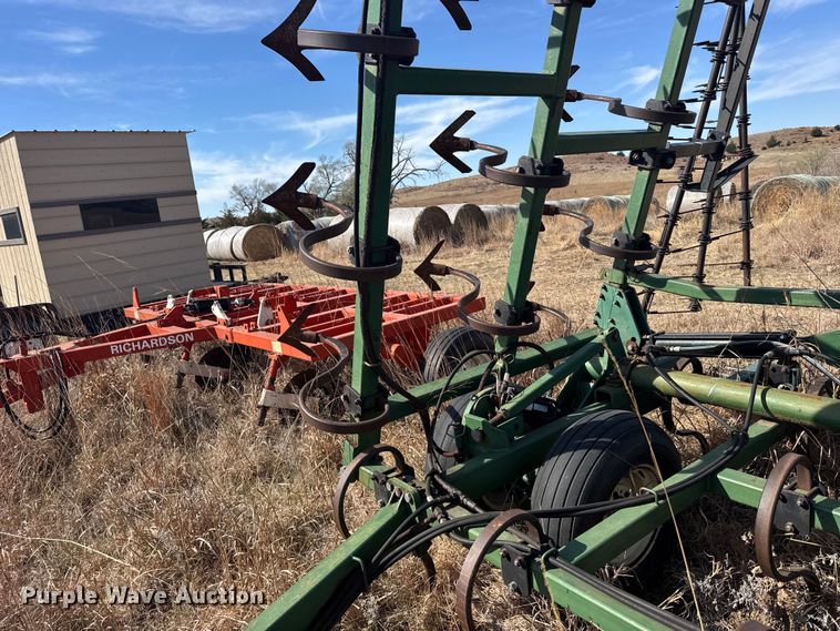 image for item FB7086 C100-30 field cultivator