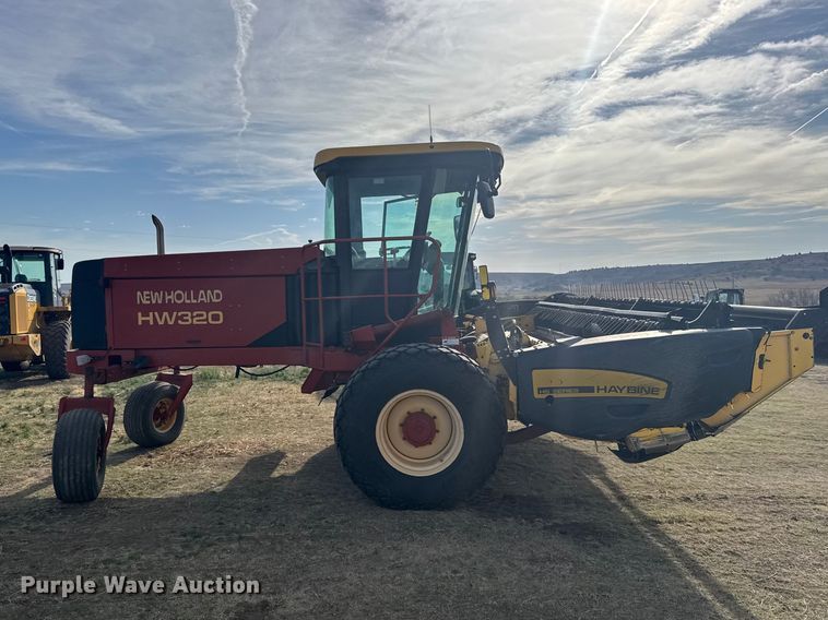 image for item FB7087 2003 New Holland HW320 swather / windrower