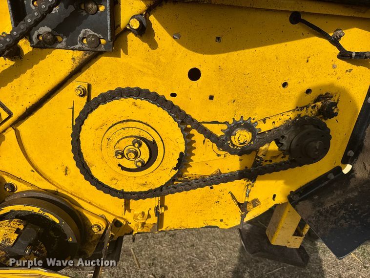 image for item FB7087 2003 New Holland HW320 swather / windrower