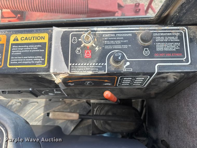 image for item FB7087 2003 New Holland HW320 swather / windrower