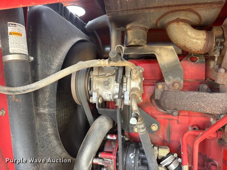 image for item FB7087 2003 New Holland HW320 swather / windrower