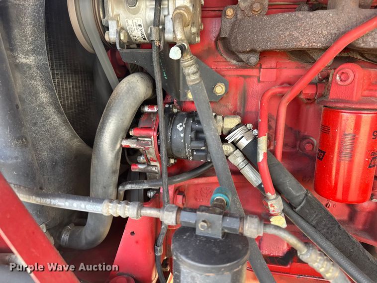 image for item FB7087 2003 New Holland HW320 swather / windrower