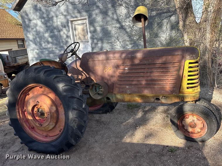 image for item FB7091 Oliver Row crop 88 tractor