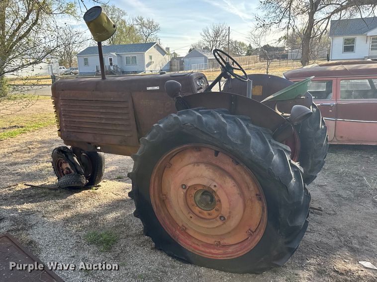 image for item FB7091 Oliver Row crop 88 tractor