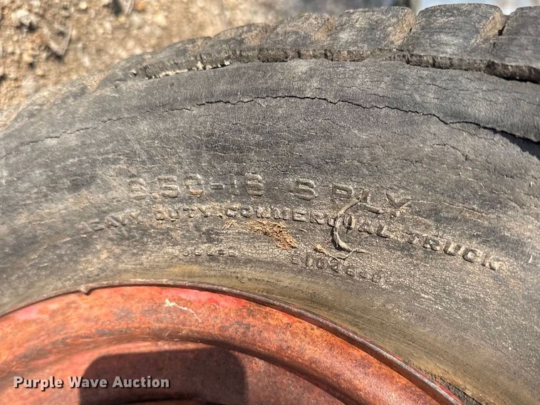 image for item FB7091 Oliver Row crop 88 tractor