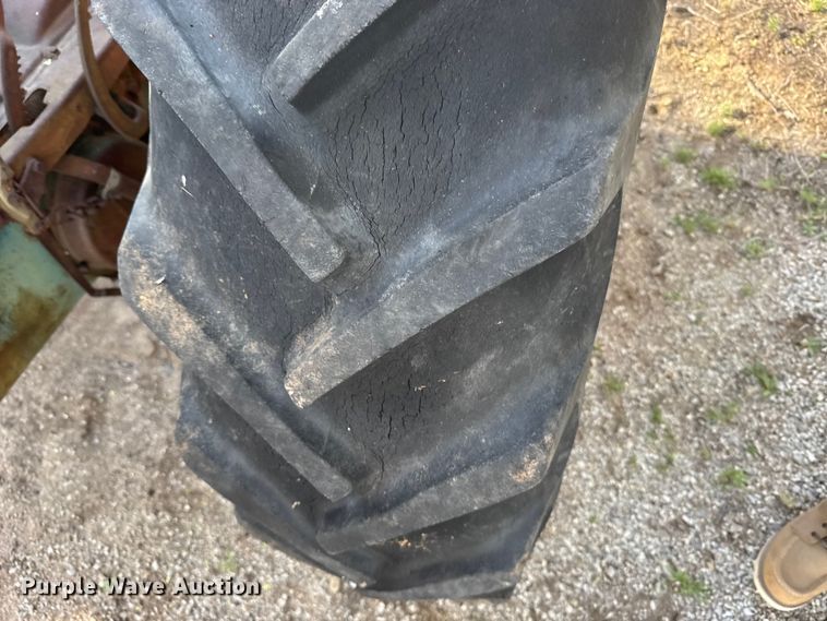 image for item FB7091 Oliver Row crop 88 tractor