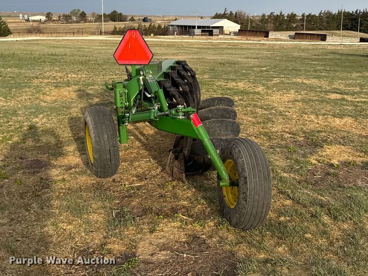 image for item FB7113 John Deere 2810 four bottom plow