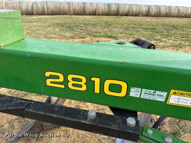 image for item FB7113 John Deere 2810 four bottom plow