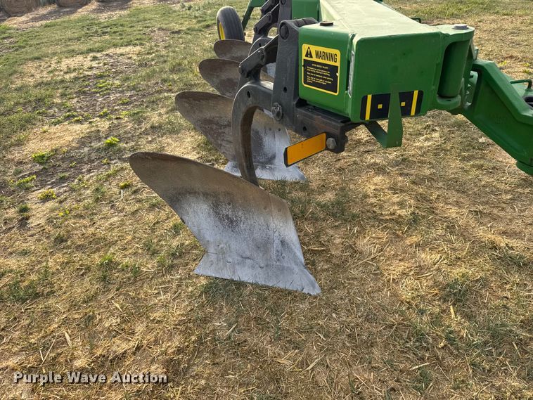 image for item FB7113 John Deere 2810 four bottom plow