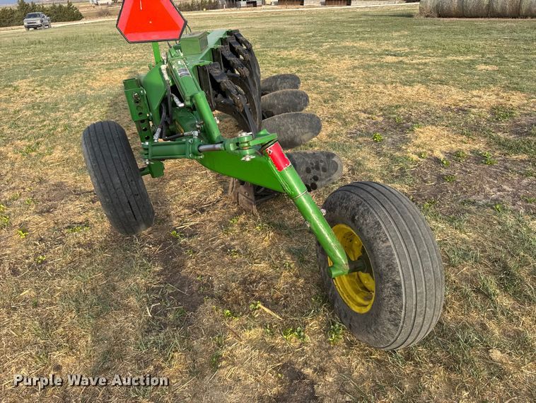 image for item FB7113 John Deere 2810 four bottom plow