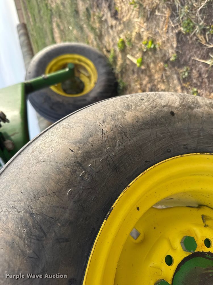 image for item FB7113 John Deere 2810 four bottom plow