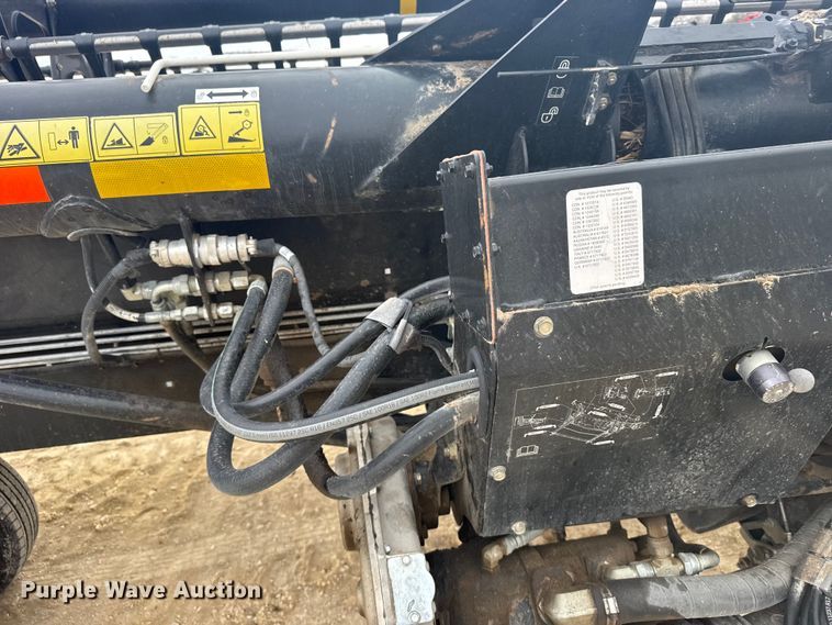 image for item FB7124 MacDon FD75-D Flexdraper flex draper head