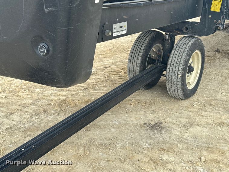 image for item FB7124 MacDon FD75-D Flexdraper flex draper head