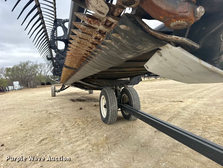 image for item FB7124 MacDon FD75-D Flexdraper flex draper head