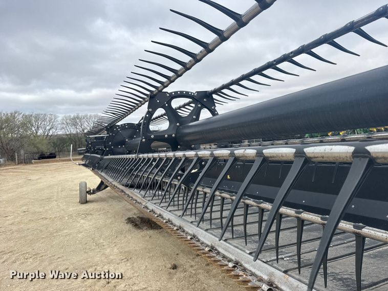 image for item FB7124 MacDon FD75-D Flexdraper flex draper head