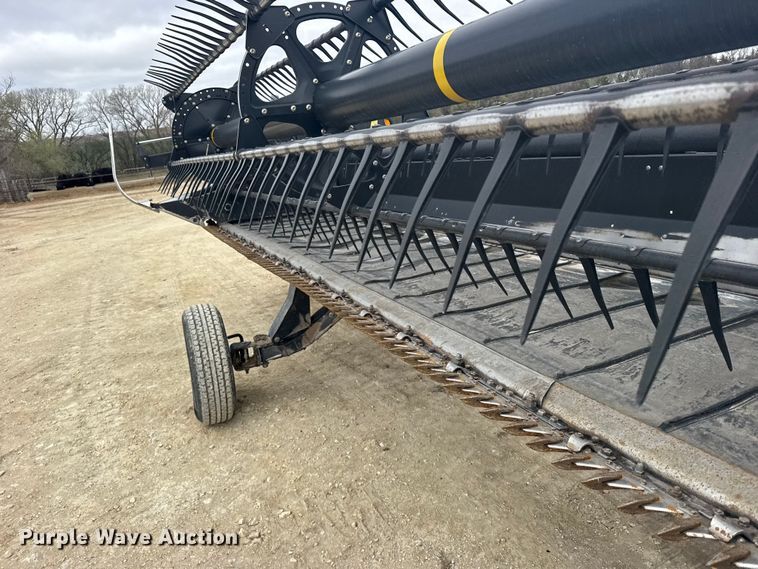 image for item FB7124 MacDon FD75-D Flexdraper flex draper head