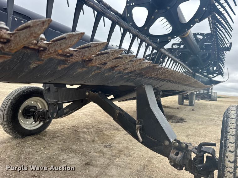 image for item FB7124 MacDon FD75-D Flexdraper flex draper head