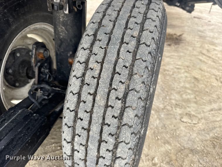 image for item FB7124 MacDon FD75-D Flexdraper flex draper head