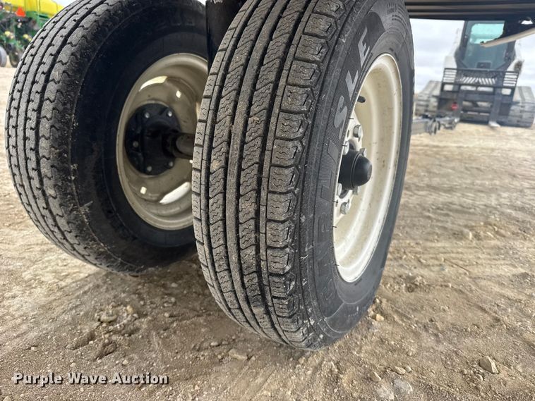 image for item FB7124 MacDon FD75-D Flexdraper flex draper head