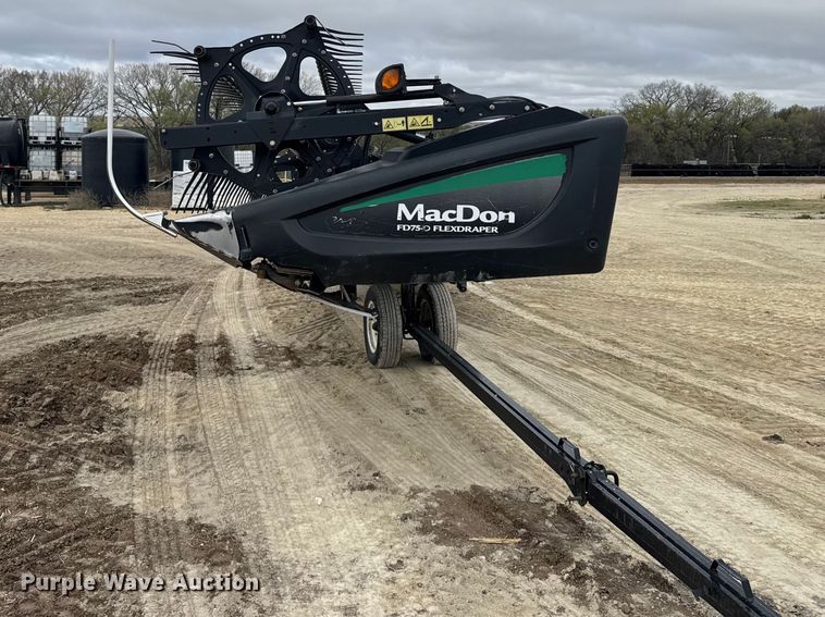 image for item FB7125 MacDon FD75-D Flexdraper flex draper head