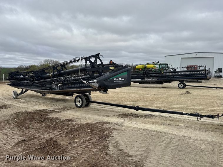 image for item FB7125 MacDon FD75-D Flexdraper flex draper head