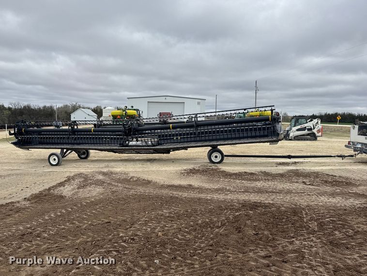 image for item FB7125 MacDon FD75-D Flexdraper flex draper head