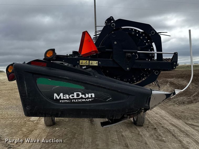 image for item FB7125 MacDon FD75-D Flexdraper flex draper head