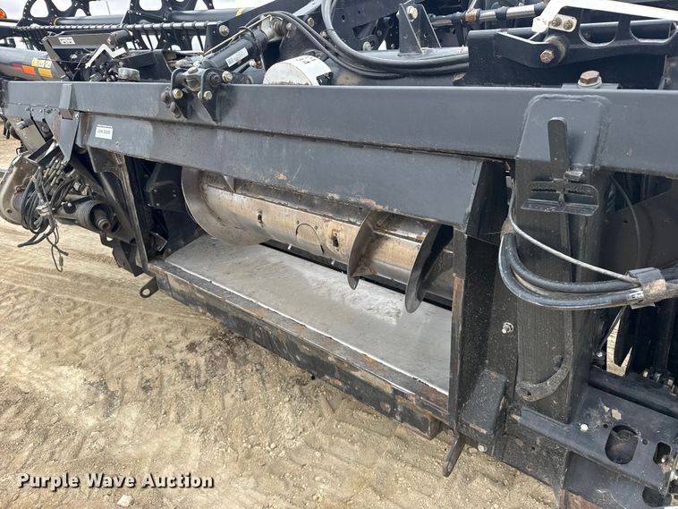 image for item FB7125 MacDon FD75-D Flexdraper flex draper head