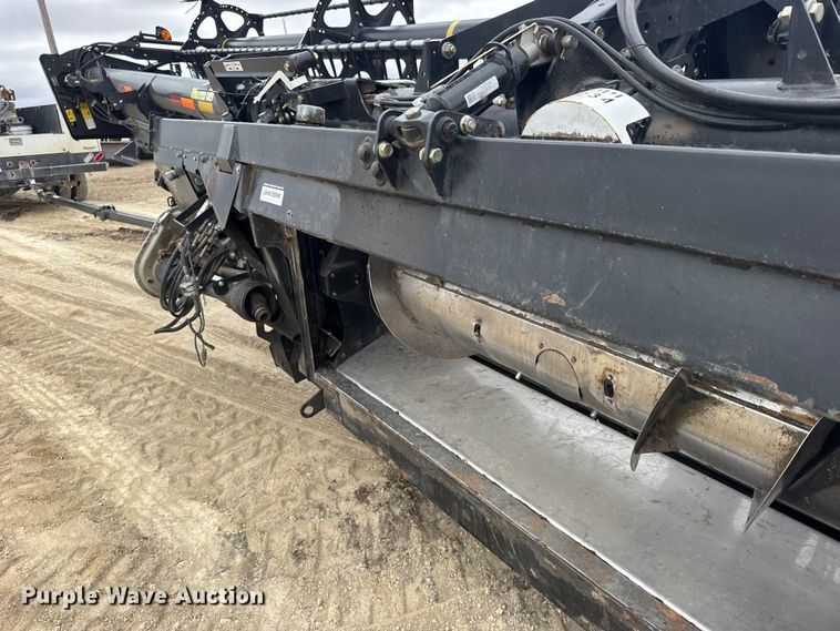 image for item FB7125 MacDon FD75-D Flexdraper flex draper head