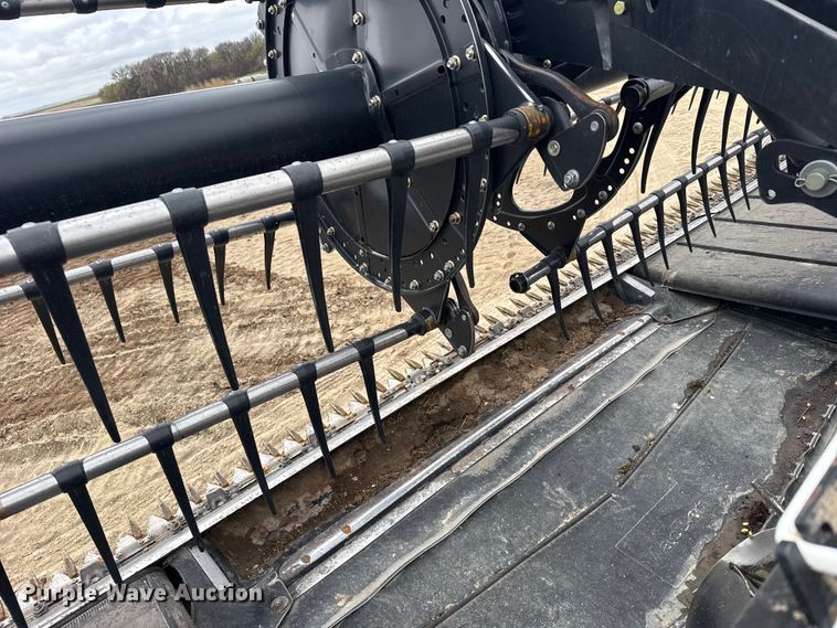 image for item FB7125 MacDon FD75-D Flexdraper flex draper head