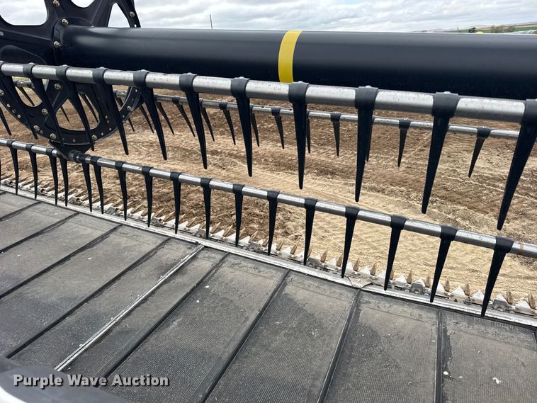 image for item FB7125 MacDon FD75-D Flexdraper flex draper head