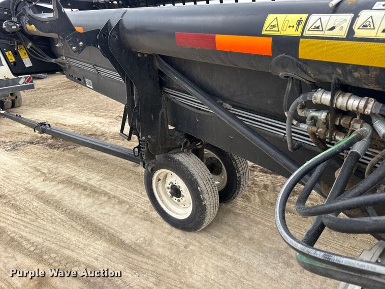 image for item FB7125 MacDon FD75-D Flexdraper flex draper head