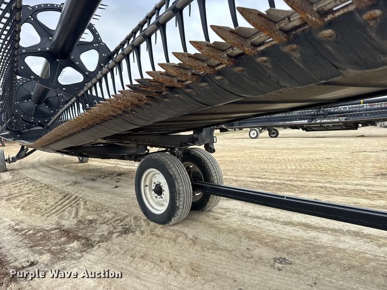 image for item FB7125 MacDon FD75-D Flexdraper flex draper head