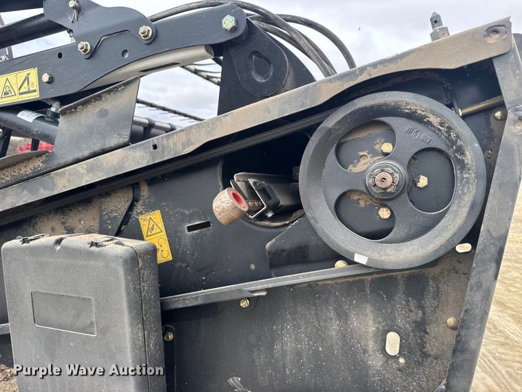 image for item FB7125 MacDon FD75-D Flexdraper flex draper head