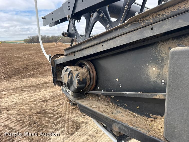 image for item FB7125 MacDon FD75-D Flexdraper flex draper head