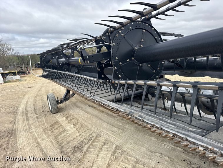 image for item FB7125 MacDon FD75-D Flexdraper flex draper head