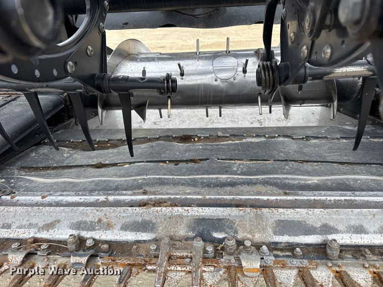 image for item FB7125 MacDon FD75-D Flexdraper flex draper head