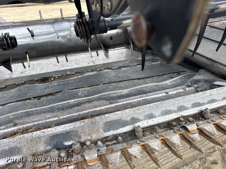 image for item FB7125 MacDon FD75-D Flexdraper flex draper head