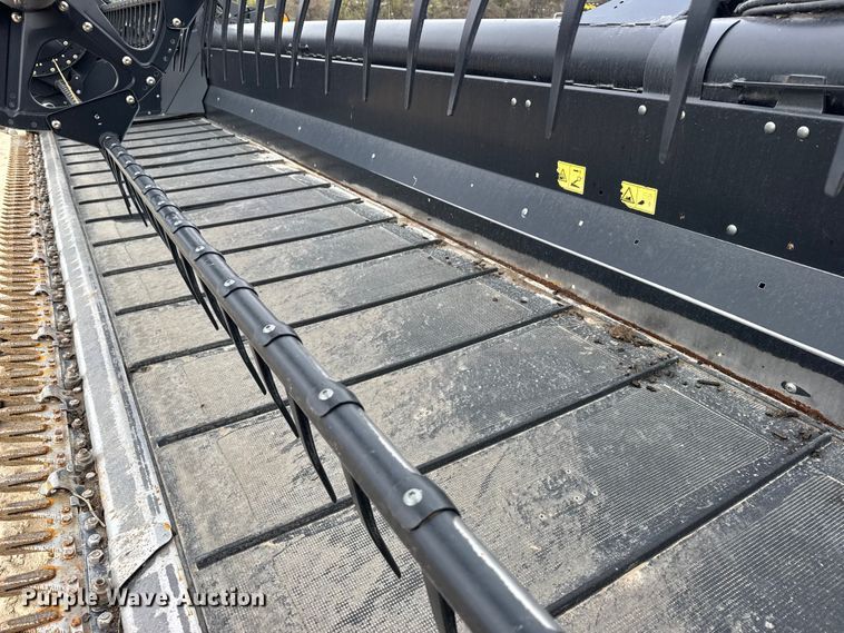 image for item FB7125 MacDon FD75-D Flexdraper flex draper head